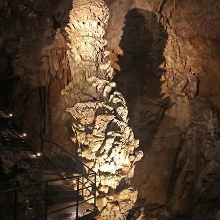 玛丽之家旅馆 3*
