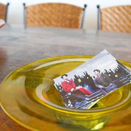 Mary Poppins's House Bed & Breakfast Trieste