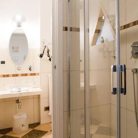 Mary Poppins's House Bed & Breakfast Trieste