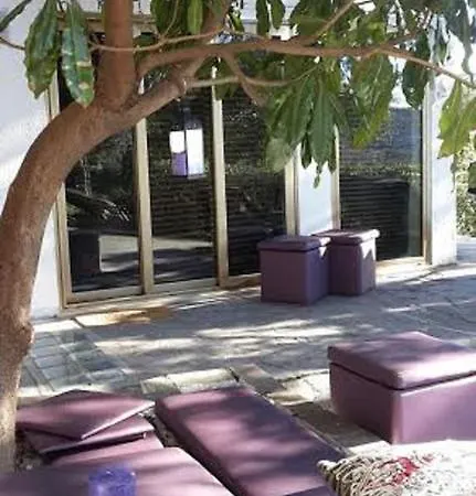 Mary Poppins's House Bed & Breakfast