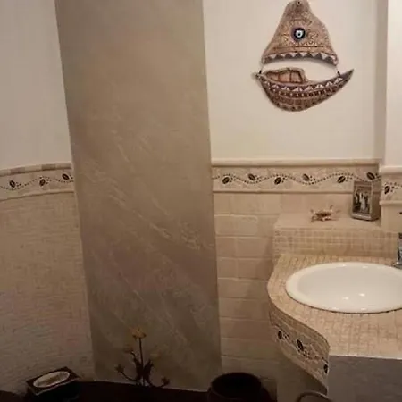 Mary Poppins's House Bed & Breakfast