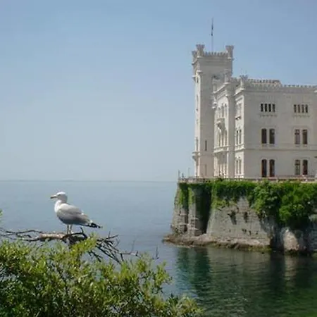Bed & Breakfast Mary Poppins's House Trieste
